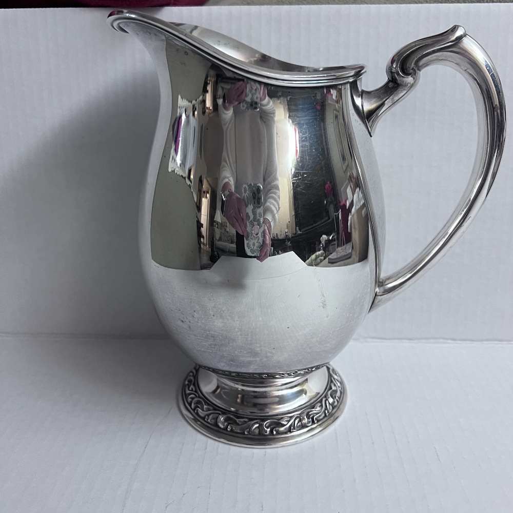 William Rogers Silver-Plate 817 Water Pitcher  9” H - Picture 3 of 5